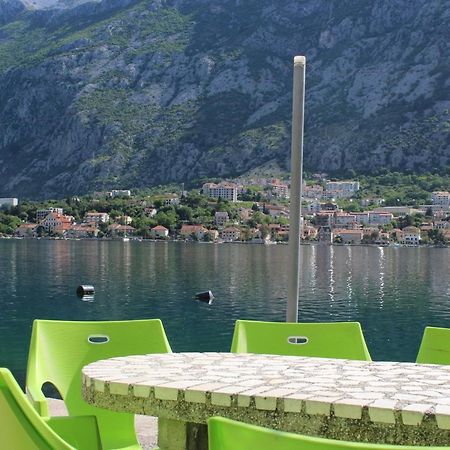 Appartamento Mare e Montagna Cattaro Esterno foto
